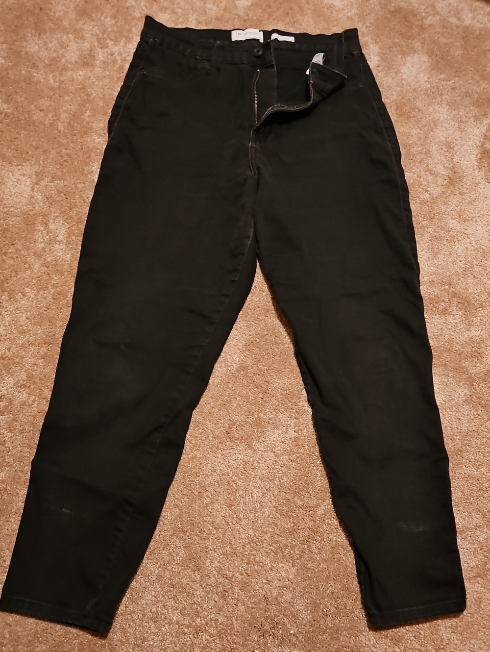 Women's Black Jeans - Classic Slim Fit